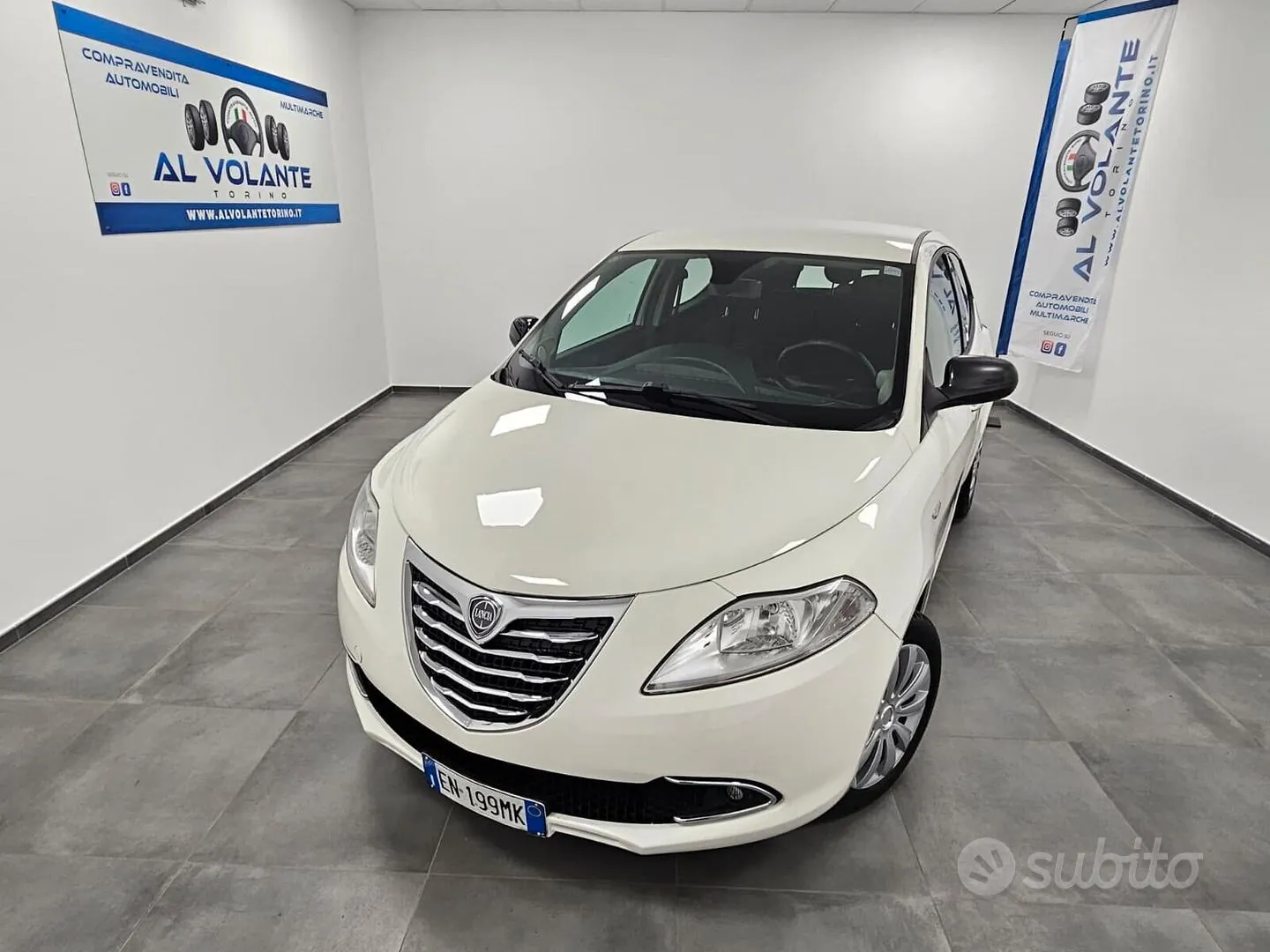 Lancia Ypsilon 2012 photo 2