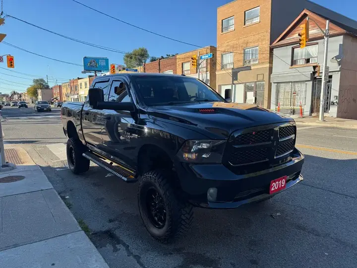 Dodge Ram 1500 2019 photo 3