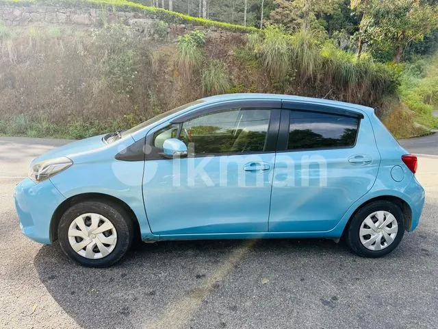 Toyota Vitz 2016 photo 5