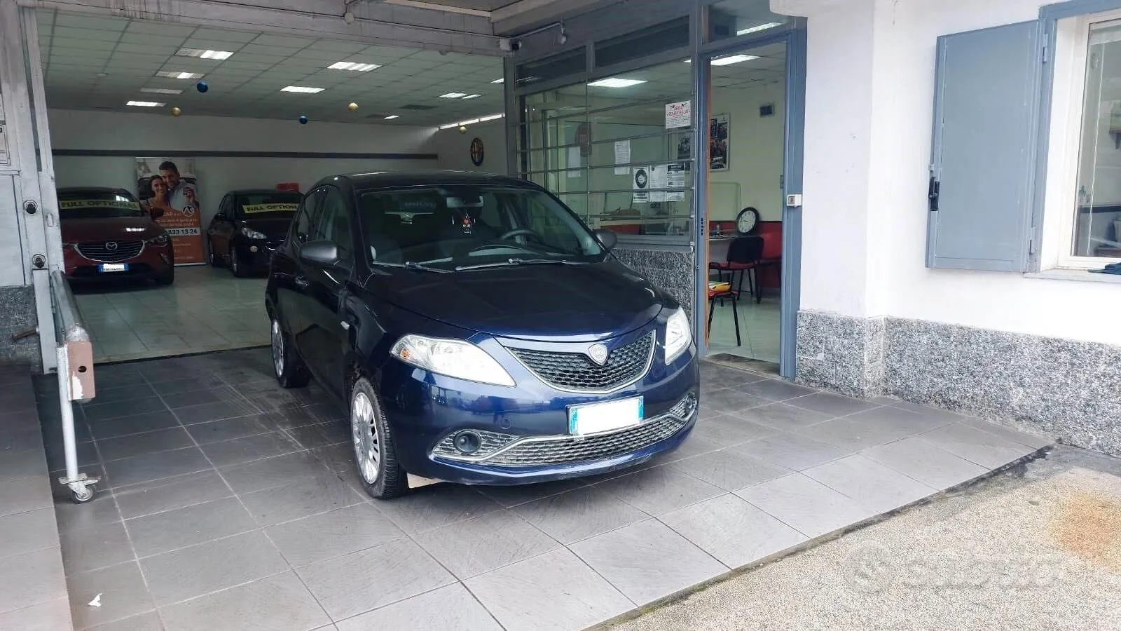 Lancia Ypsilon 2016 photo 2