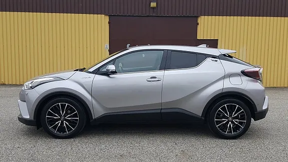Toyota C-Hr 2017 photo 3