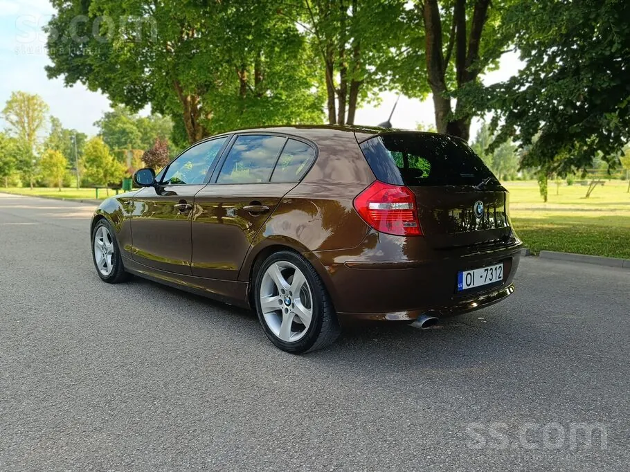 BMW 118 2011 photo 3