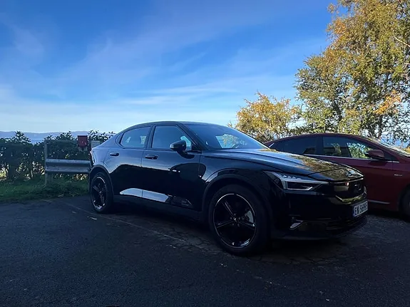 Polestar 2 2025 photo 2