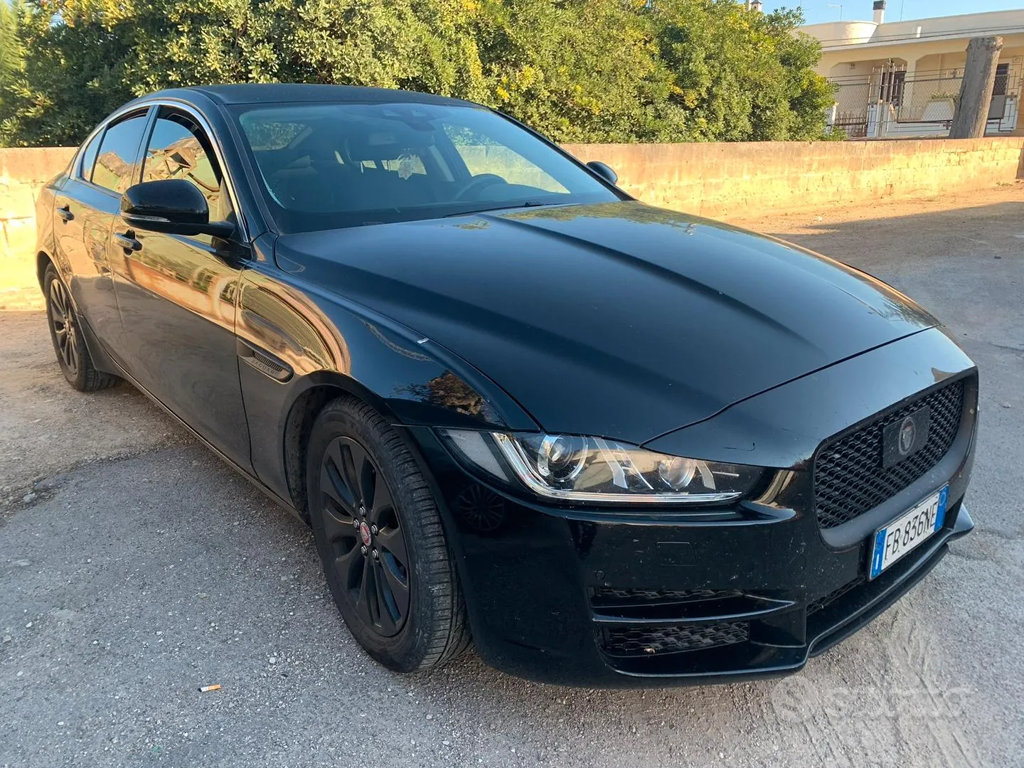Jaguar Xe