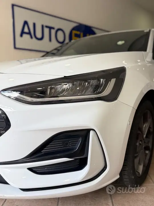 Ford Focus 2021 photo 4