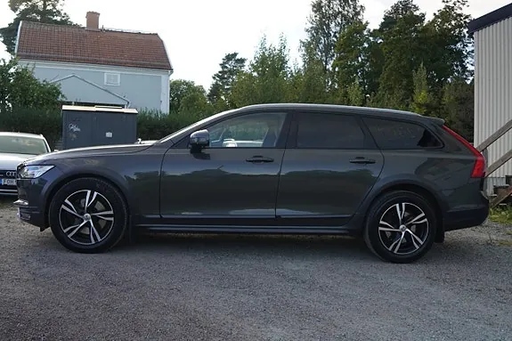 Volvo V90 Cross Country 2020 photo 5