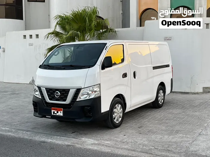Nissan Urvan 2022 photo 3