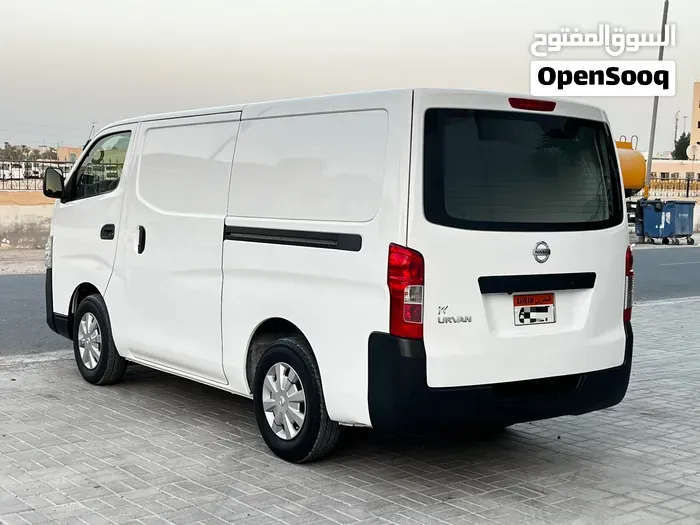 Nissan Urvan 2022 photo 4