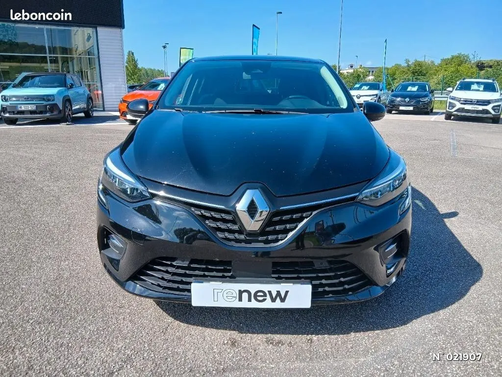 Renault Clio 2023 photo 3