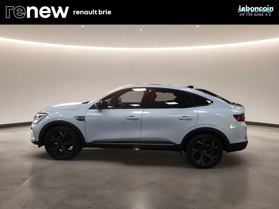 Renault Arkana 2023 photo 3