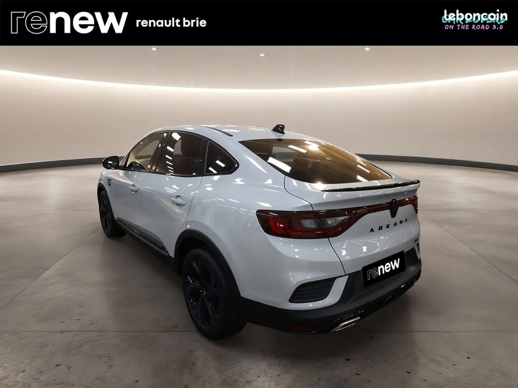 Renault Arkana 2023 photo 2