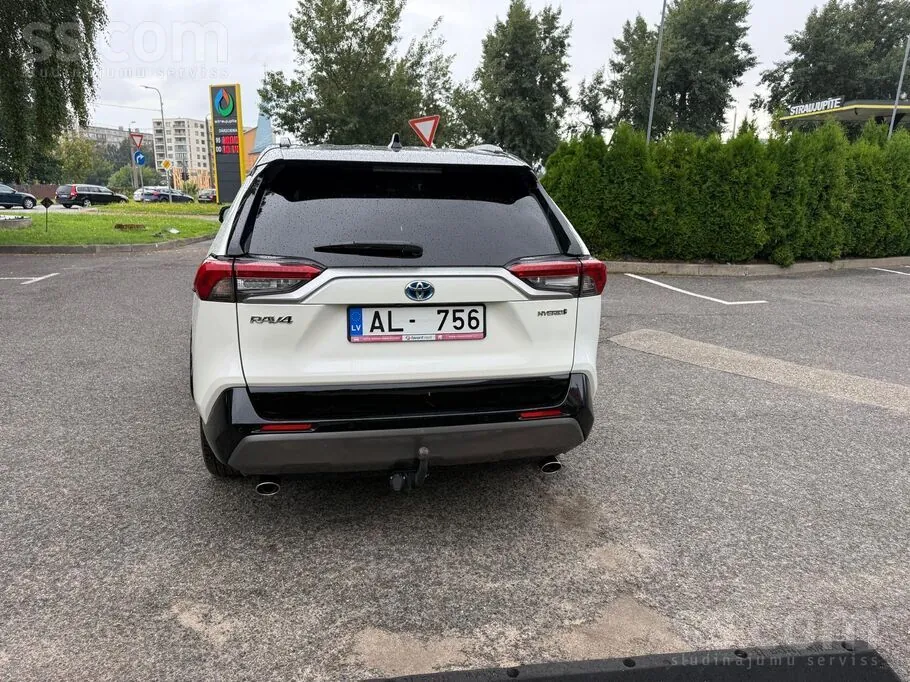 Toyota Rav4 2021 photo 4