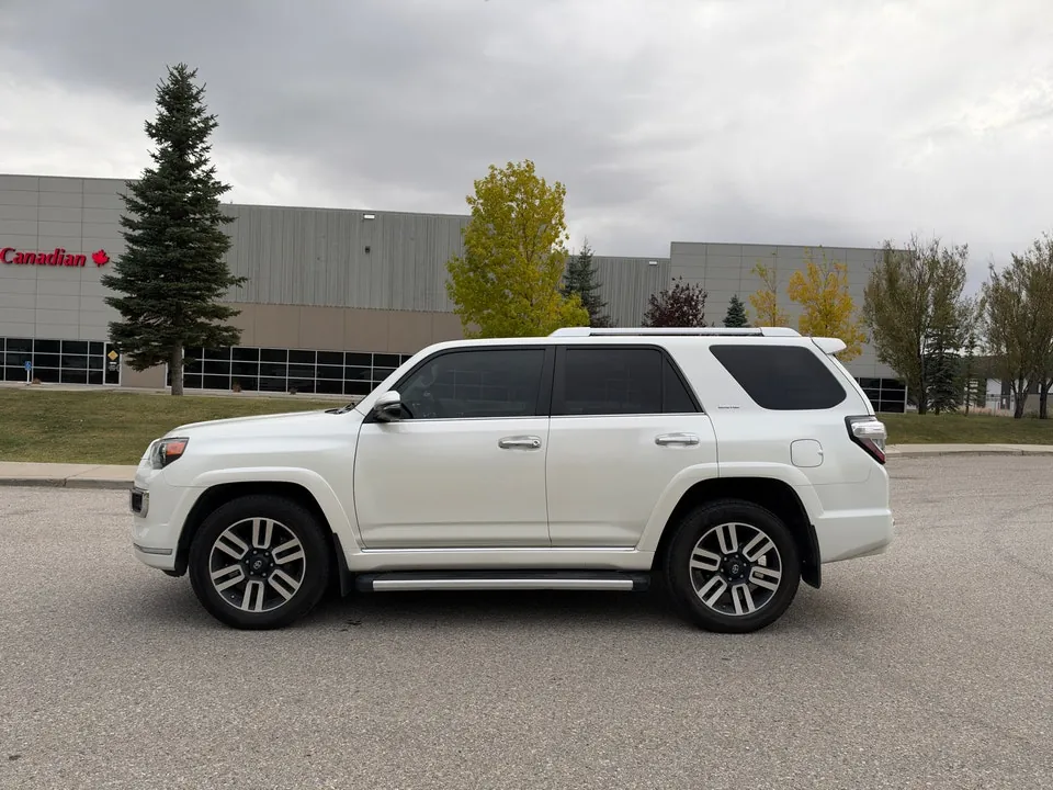 Toyota 4Runner 2016 photo 3