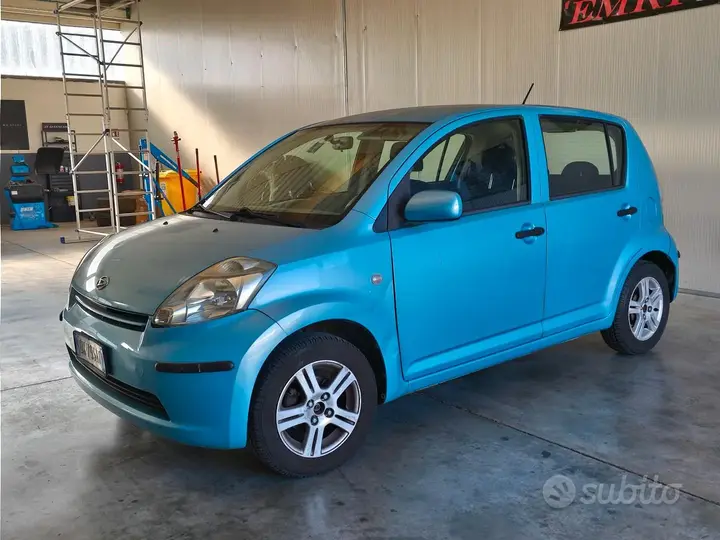 Daihatsu Sirion 2007 photo 4