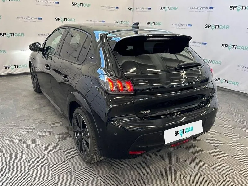 Peugeot 208 2023 photo 3