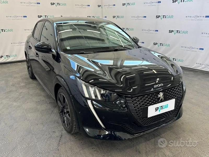 Peugeot 208 2023 photo 5