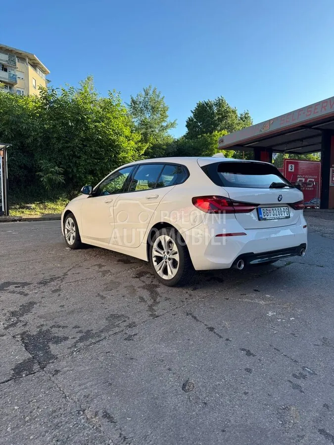 BMW 118D 2021 photo 4