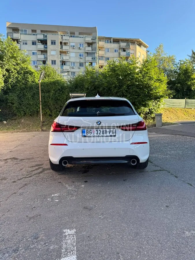 BMW 118D 2021 photo 5