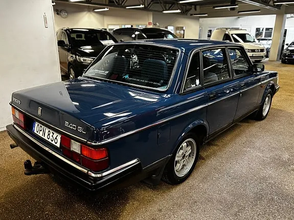 Volvo 244 1990 photo 3