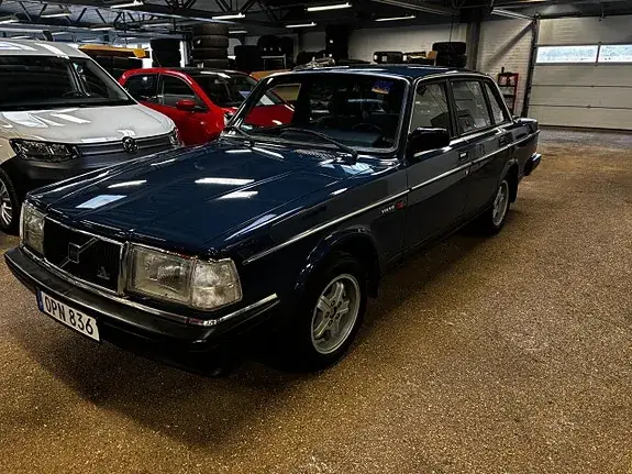 Volvo 244