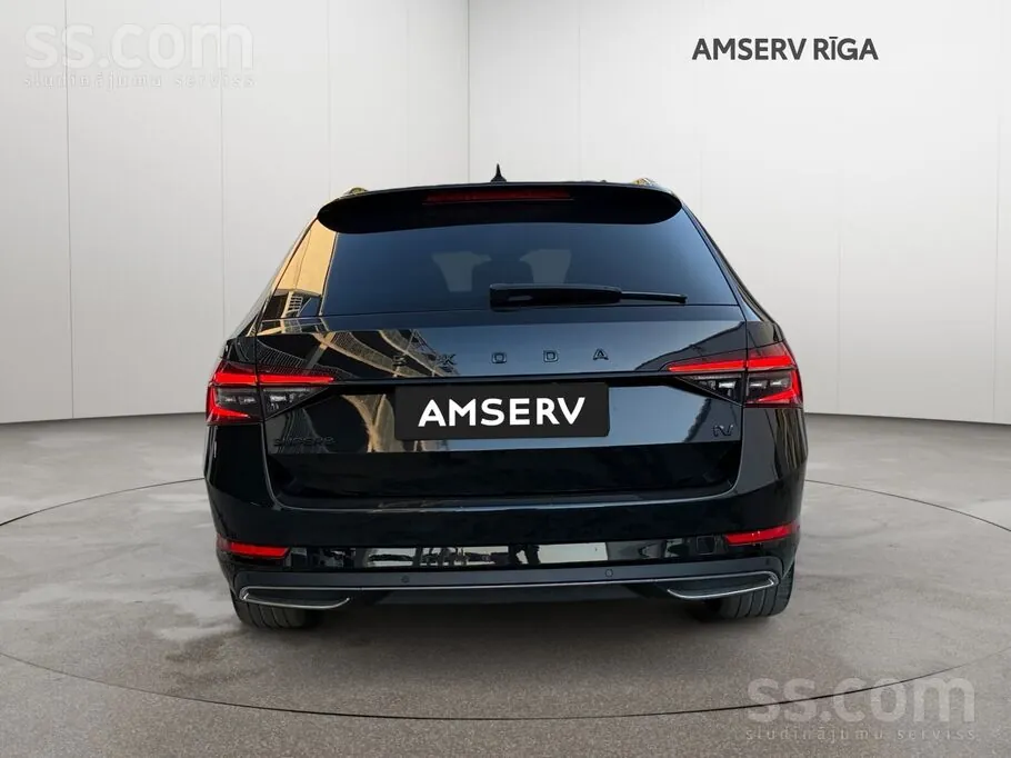 Skoda Superb 2021 photo 4