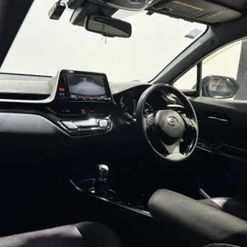 Toyota C-Hr 2017 photo 4