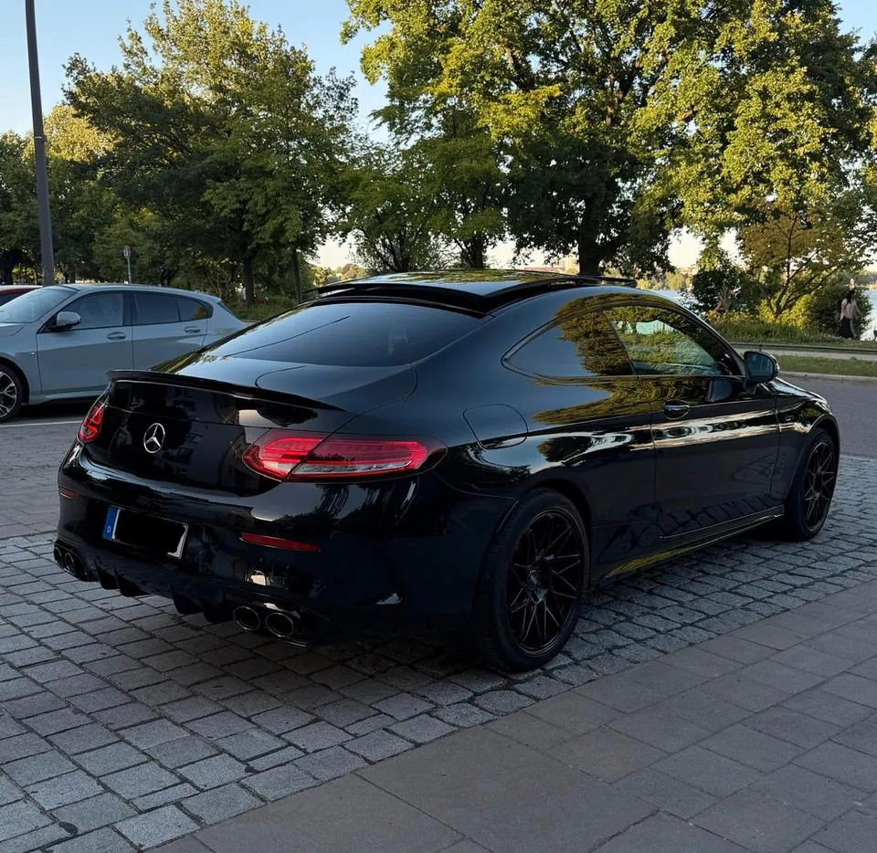 Mercedes-Benz C 400