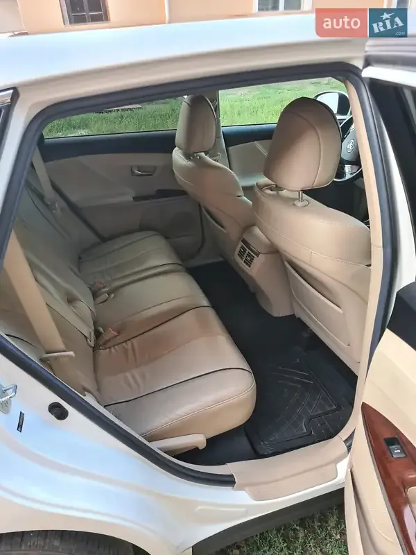 Toyota Venza 2011 photo 5