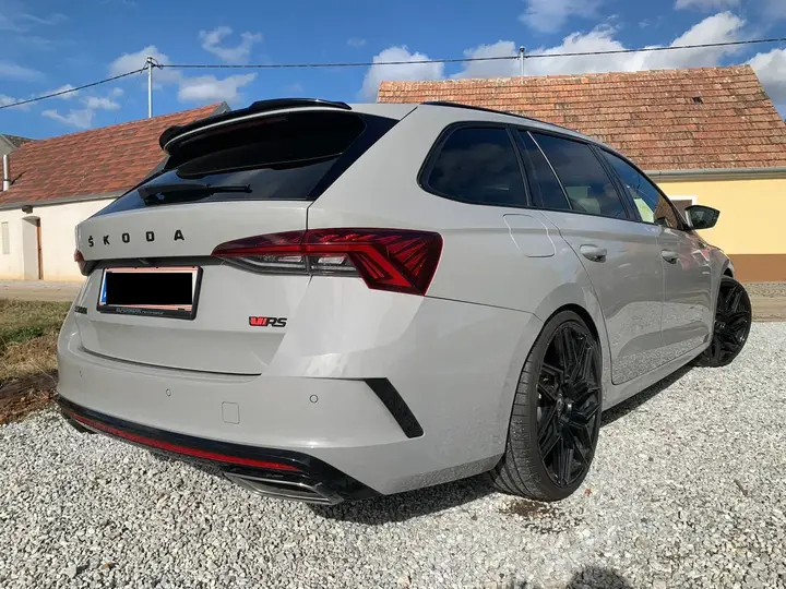 Skoda Octavia 2021 photo 3
