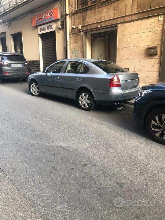 Skoda Octavia 2004 photo 4