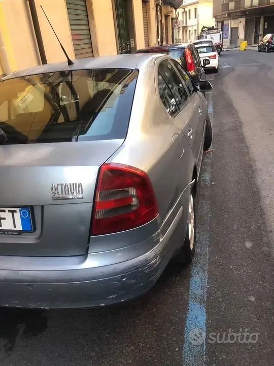 Skoda Octavia 2004 photo 5
