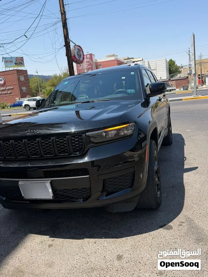 Jeep Grand Cherokee 2024 photo 2