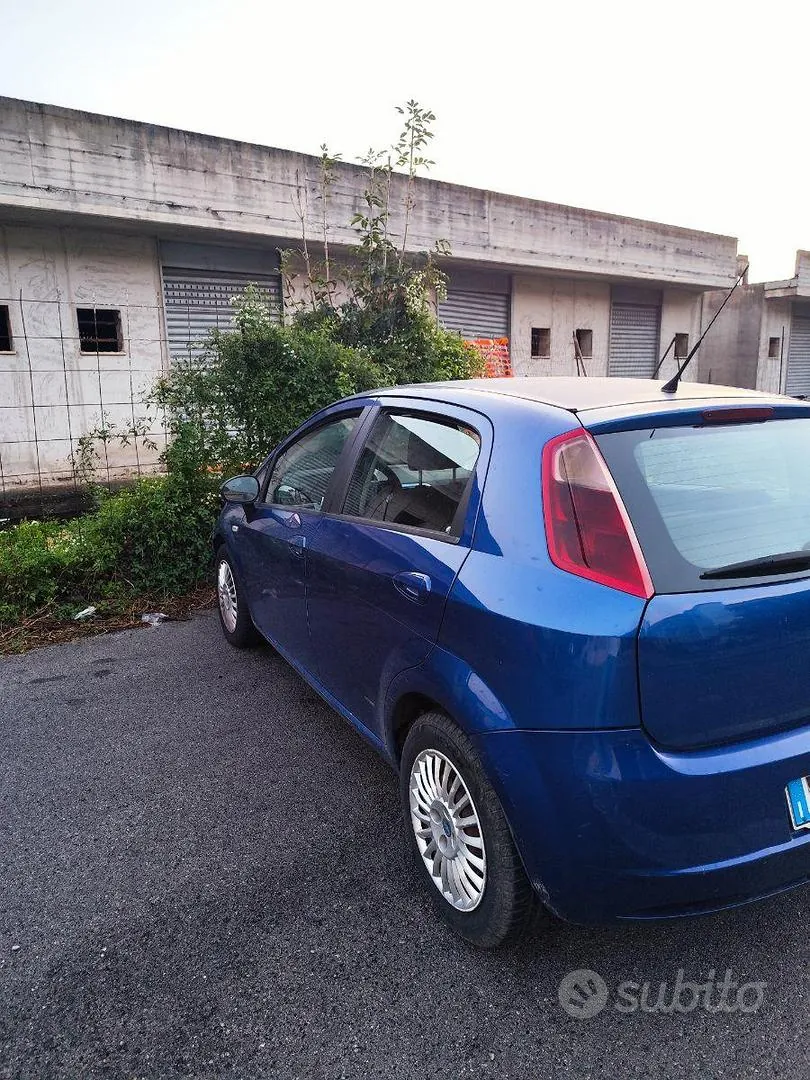 Fiat Grande Punto 2006 photo 5