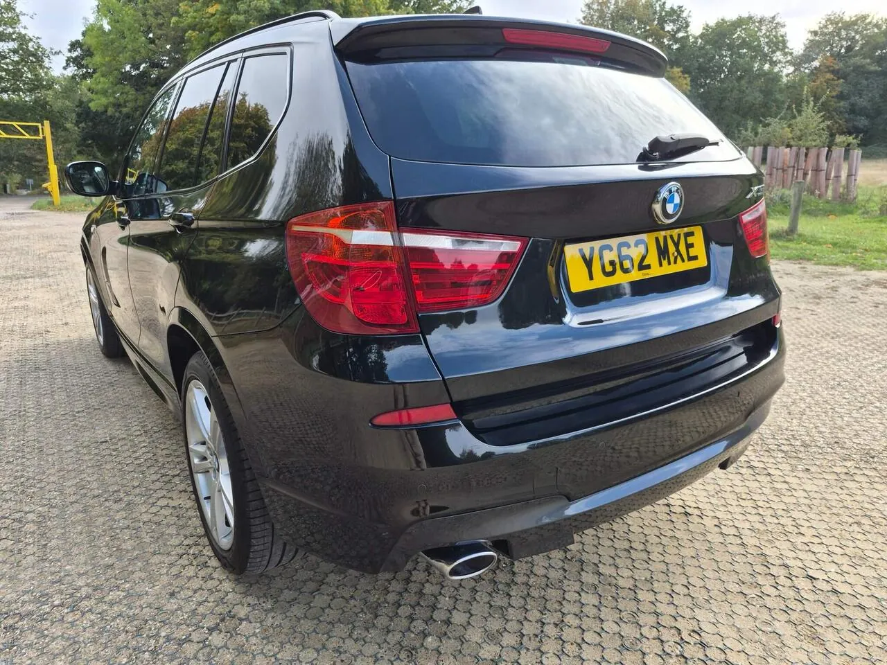 BMW X3 2012 photo 3