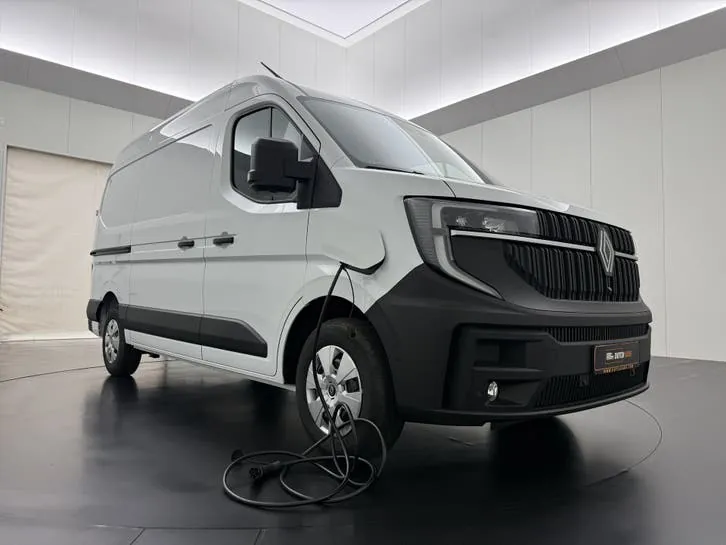Renault Master 2026 photo 3