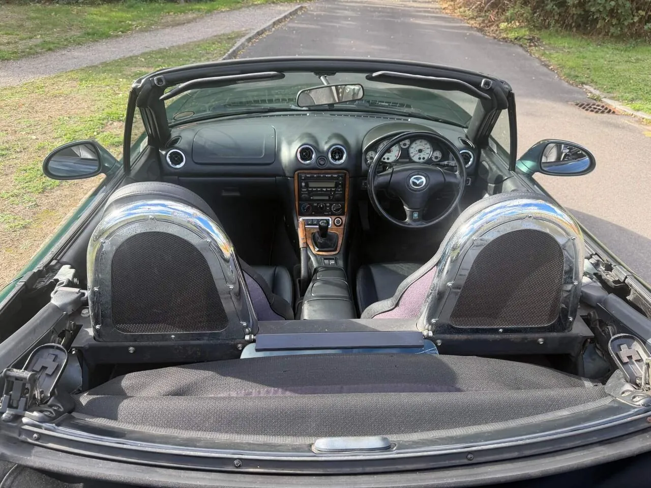 Mazda Mx-5 2003 photo 2