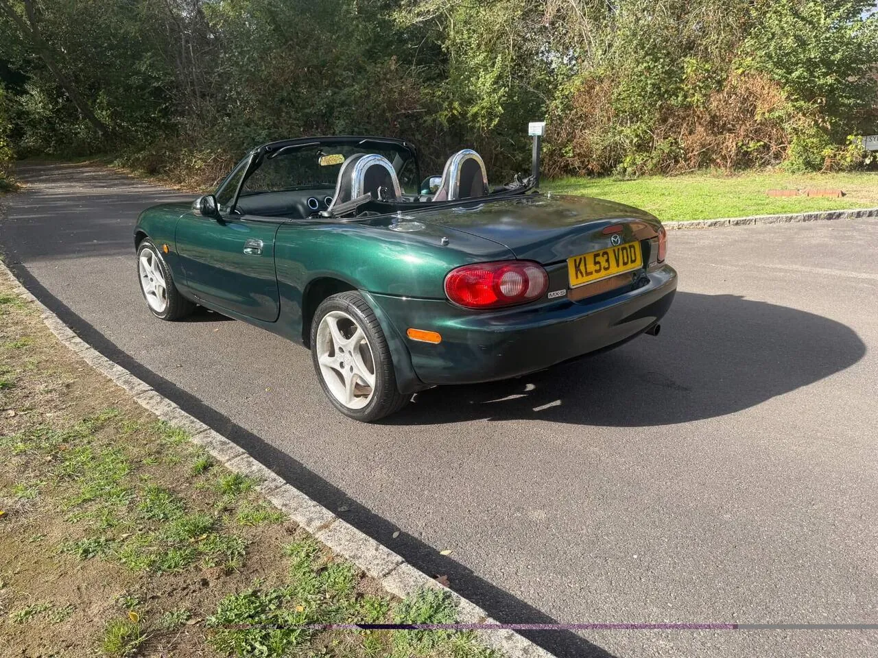 Mazda Mx-5 2003 photo 3
