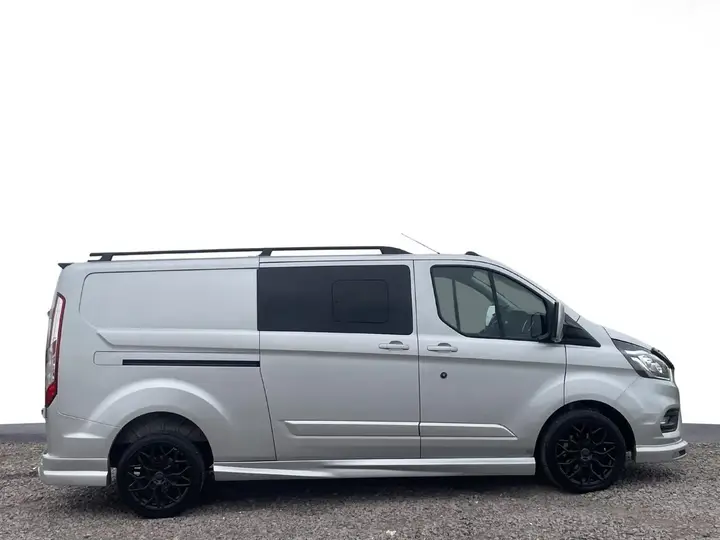 Ford Transit Custom 2023 photo 4