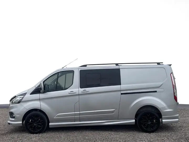 Ford Transit Custom 2023 photo 2