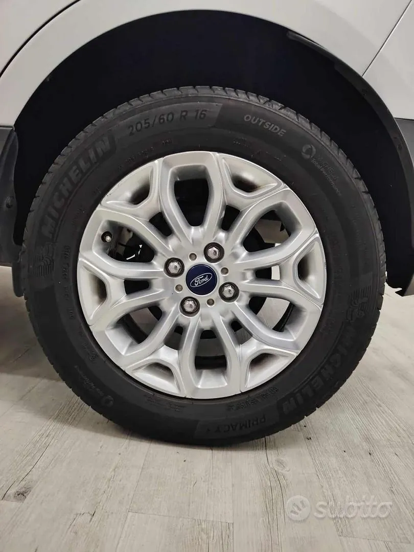 Ford Ecosport 2014 photo 4