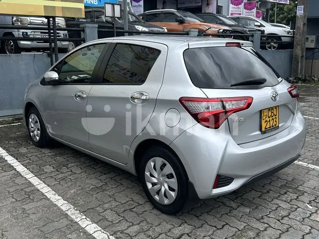 Toyota Vitz 2019 photo 2
