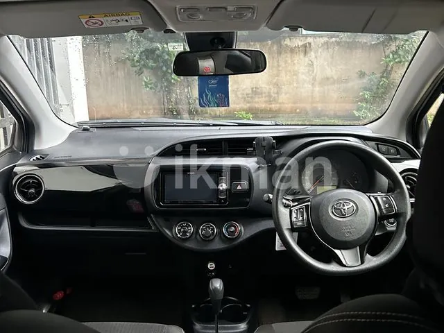 Toyota Vitz 2019 photo 5