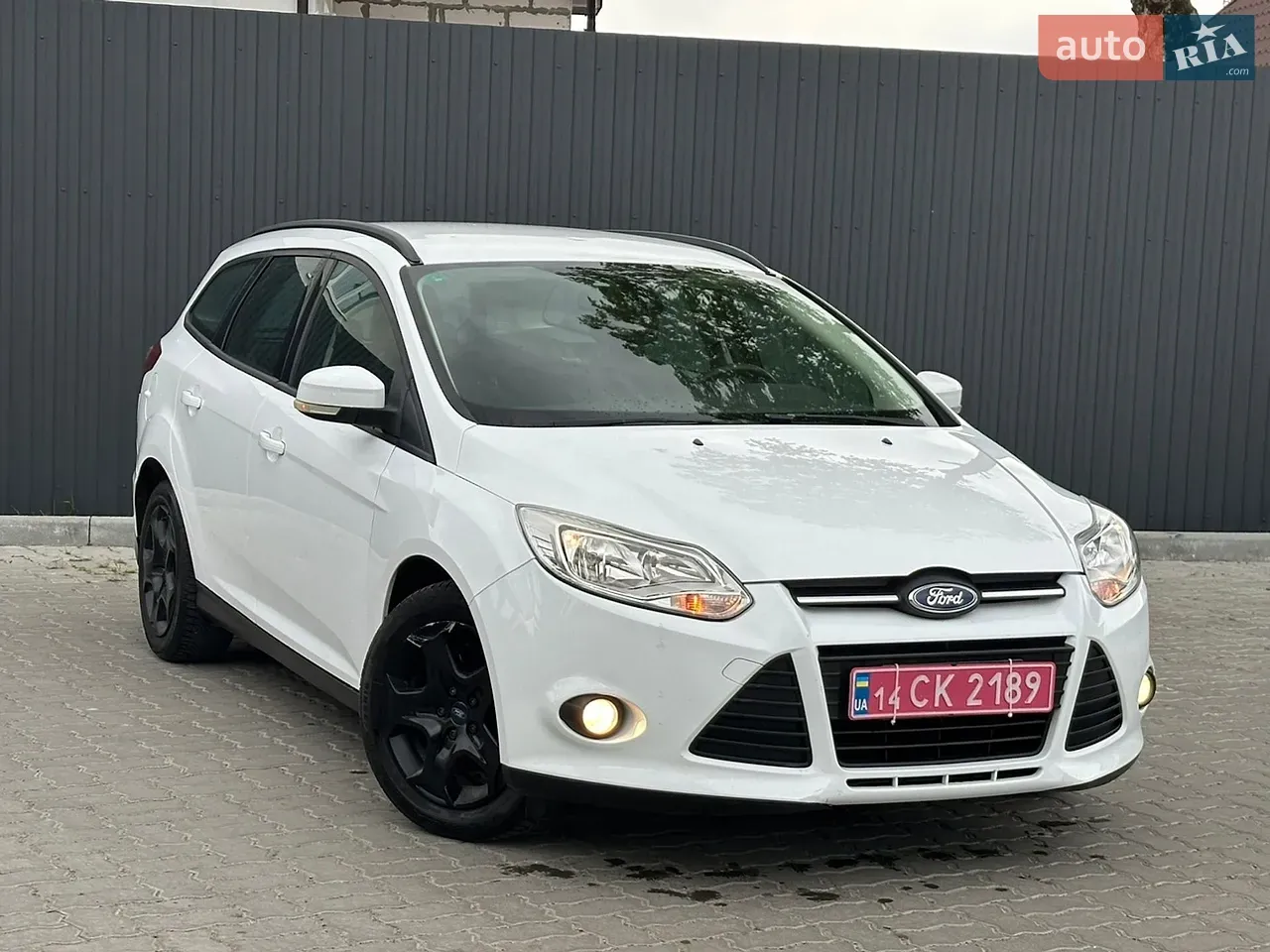 Ford Focus 2014 photo 2