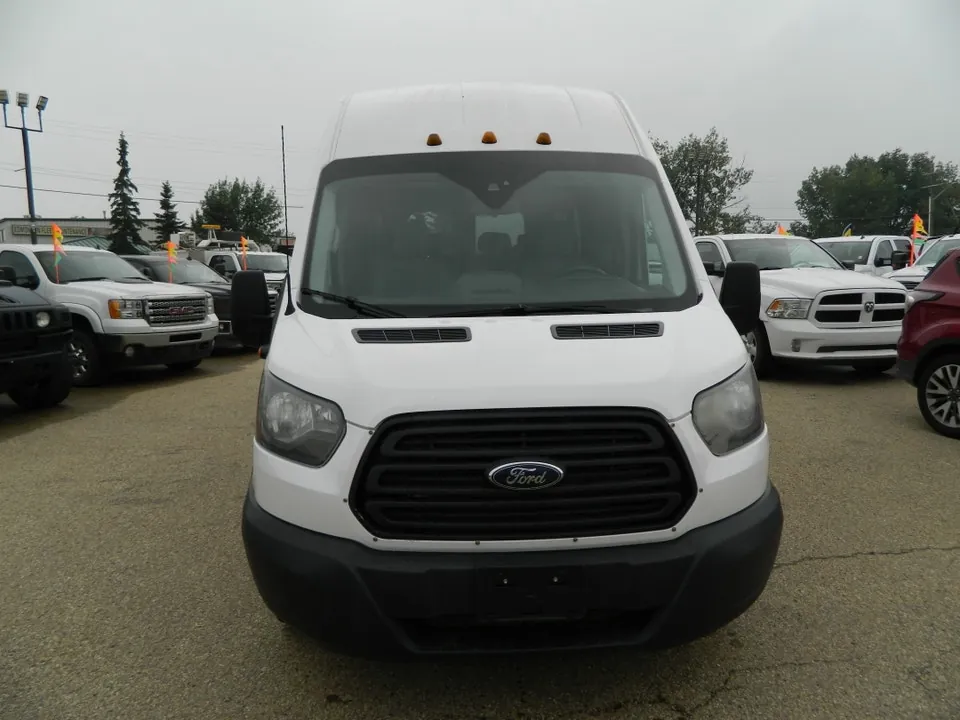 Ford Transit Passenger 2015 photo 5
