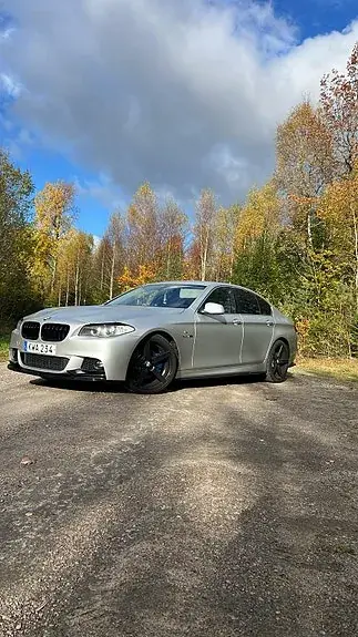 BMW 520D 2011 photo 2