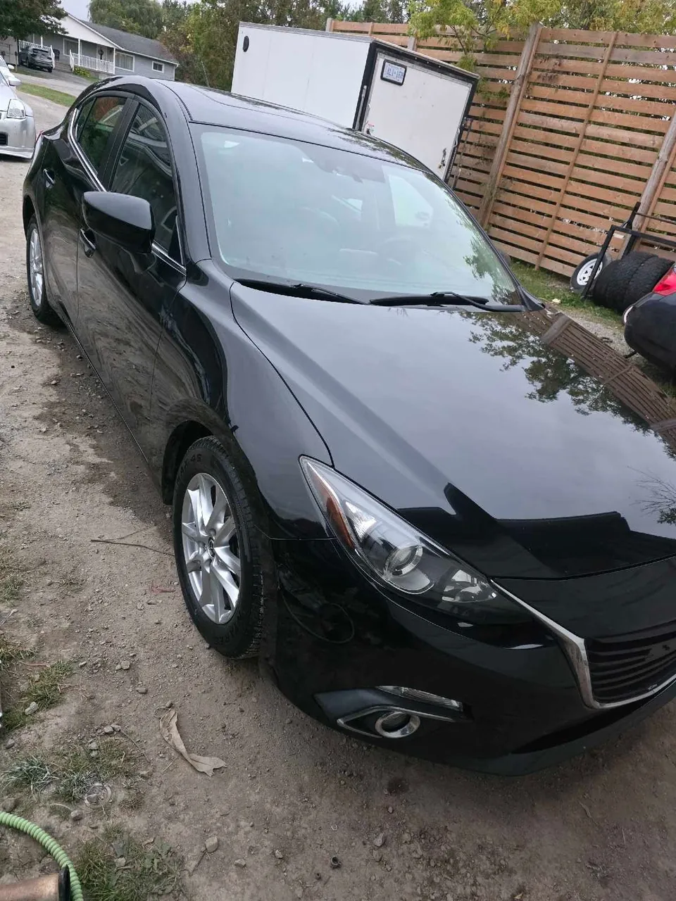 Mazda 3 2014 photo 2