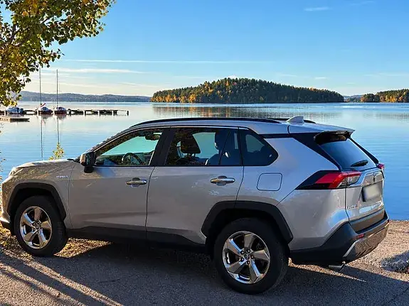 Toyota Rav4 2019 photo 3