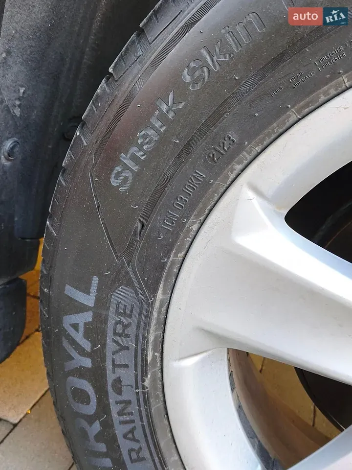 Toyota Rav4 2013 photo 3