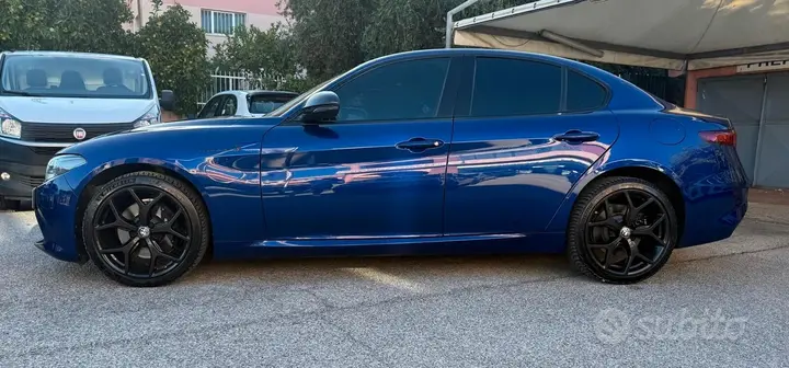 Alfa Romeo Giulia 2021 photo 2