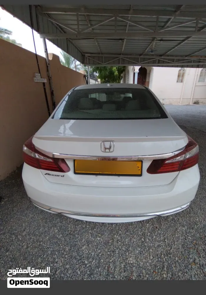 Honda Accord 2017 photo 3